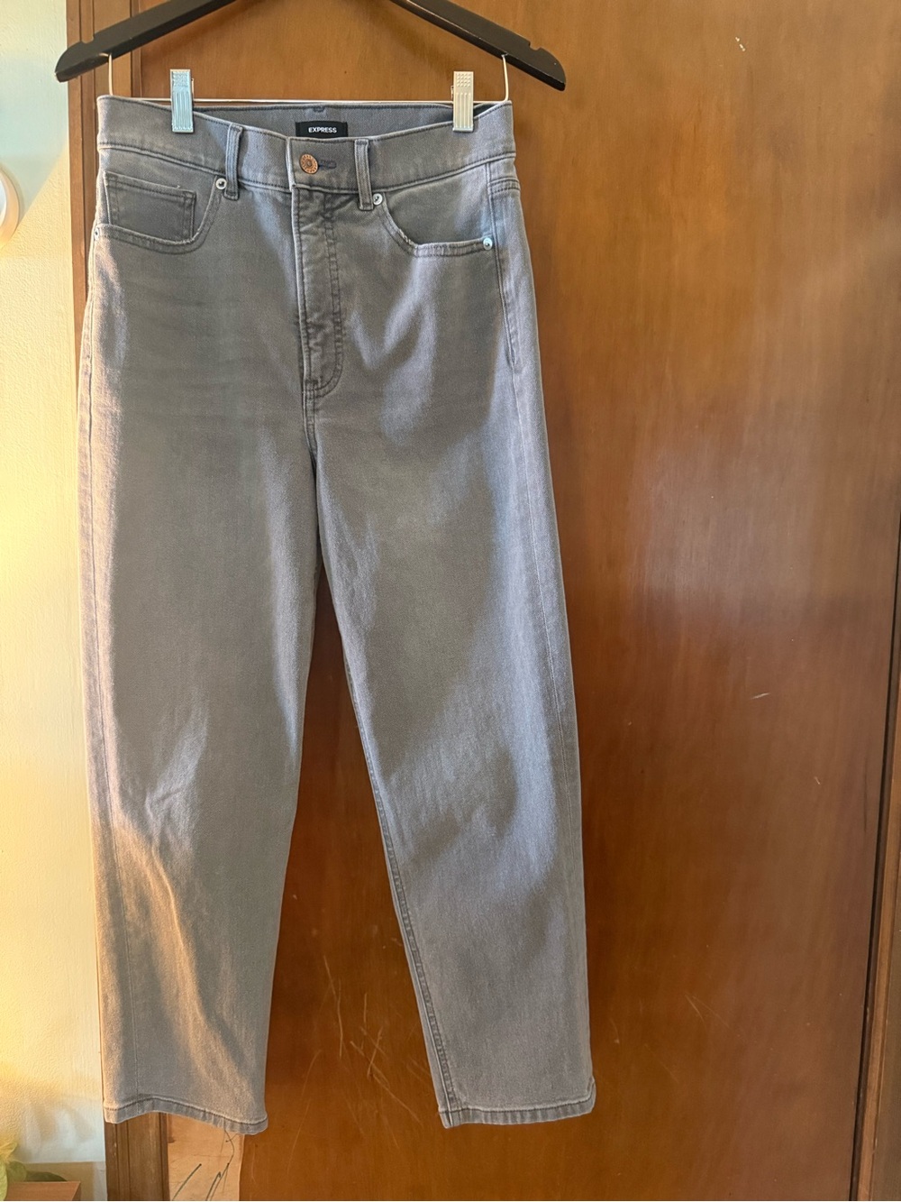 Express High-Rise Straight Jeans in Gray Wash